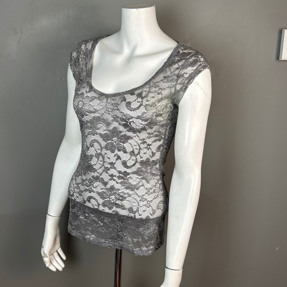 Y2K Guess floral lace top women's small fairy grunge metallic Sheer Cap Sleeve